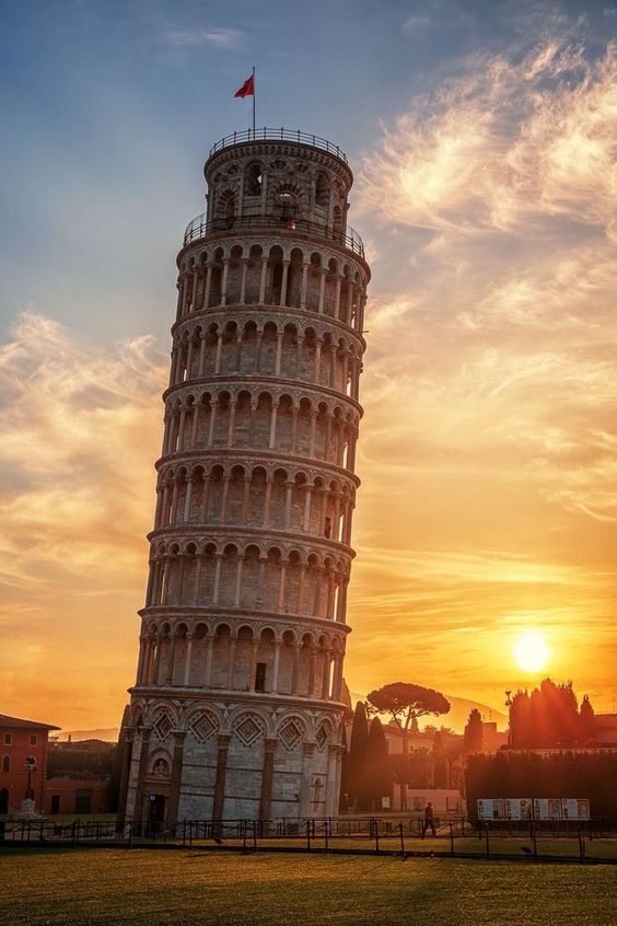 visit leaning tower of pisa, how to go leaning tower of pisa, places in europe, 7 wonders of world