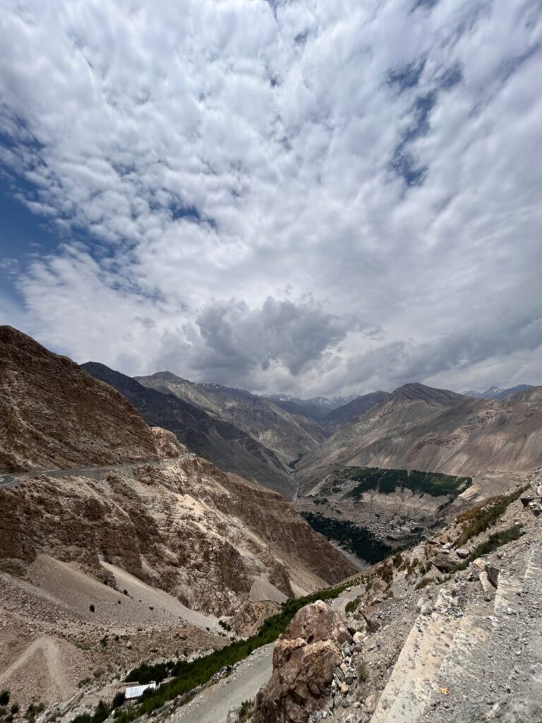 how to reach spiti valley, spiti valley weather, spiti valley temperature, best time to visit spiti valley